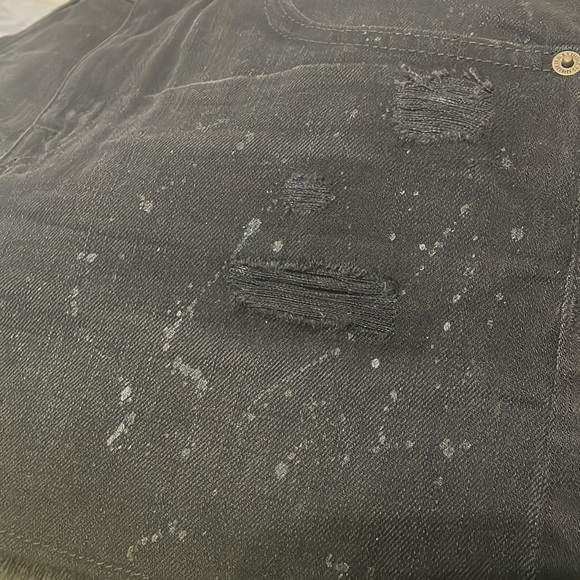 💖 Current/Elliott Black Denim Mini Skirt in Night Wash with Paint - Picture 5 of 7